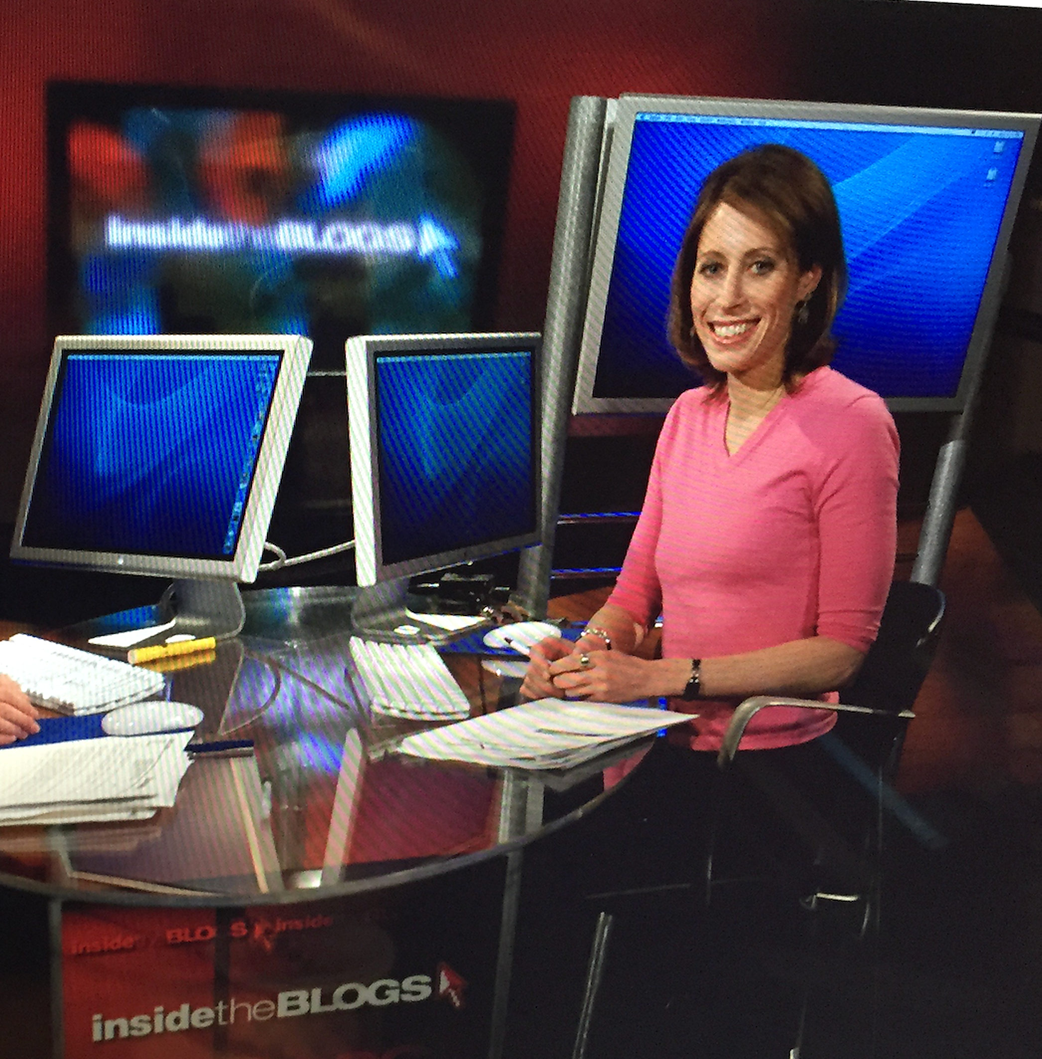 Jacki Schechner on the Inside the Blogs set at CNN